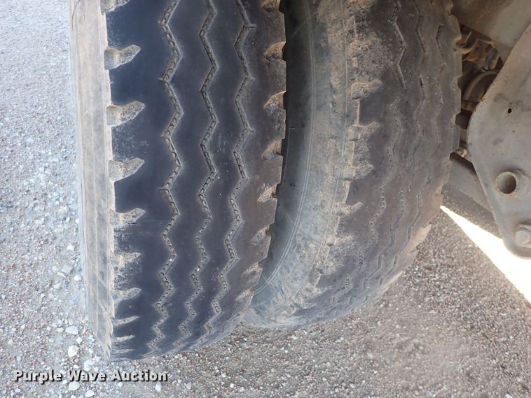 image for item DQ4959 2016 Wilkins 45115SCG0TW  walking floor trailer