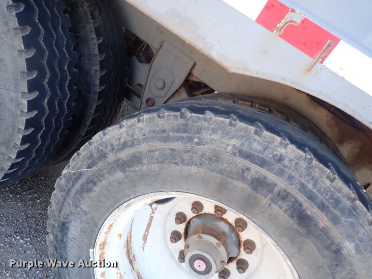 image for item DQ4959 2016 Wilkins 45115SCG0TW  walking floor trailer