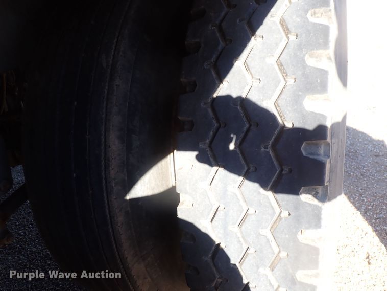 image for item DQ4959 2016 Wilkins 45115SCG0TW  walking floor trailer