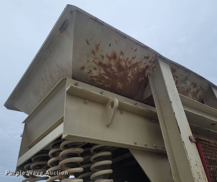 image for item DR3371 Cedarapids Cobra 1200  crushing plant