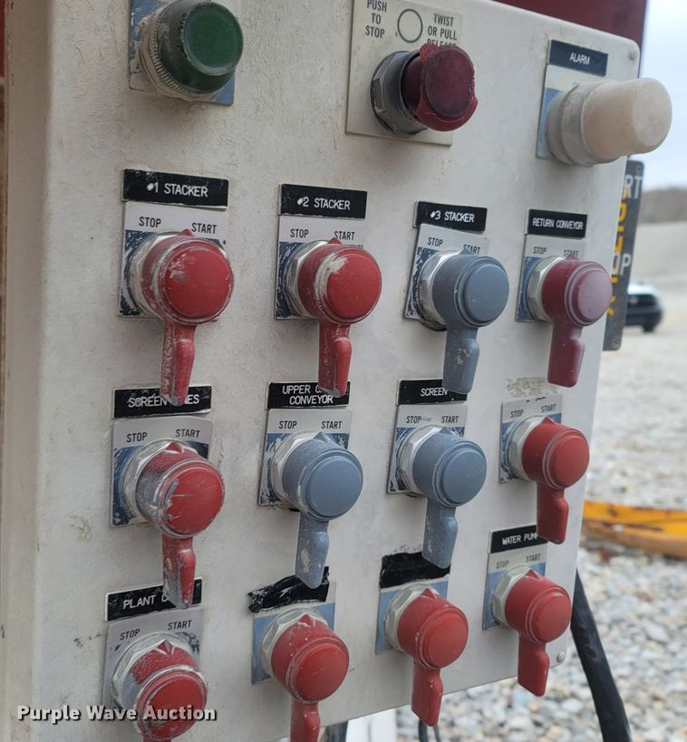 image for item DR3371 Cedarapids Cobra 1200  crushing plant