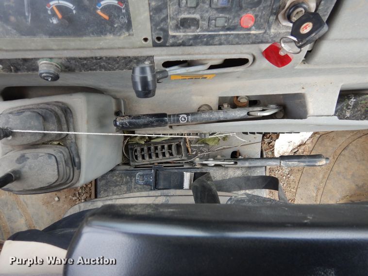 image for item DR8094 2005 Terex 860B  backhoe