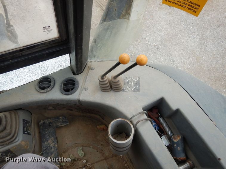 image for item DR8094 2005 Terex 860B  backhoe