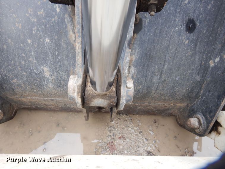 image for item DR8094 2005 Terex 860B  backhoe