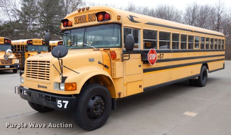 image for item DR8100 2003 Blue Bird  school bus