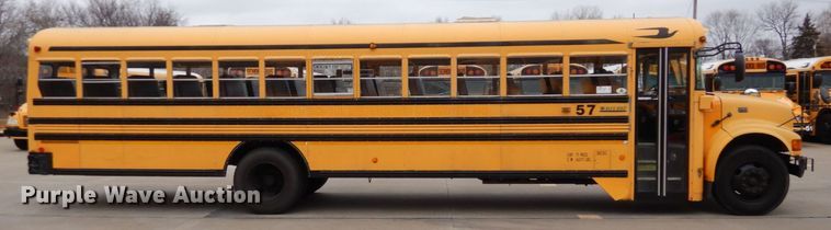 image for item DR8100 2003 Blue Bird  school bus