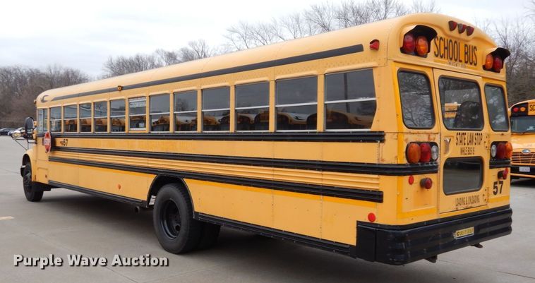 image for item DR8100 2003 Blue Bird  school bus