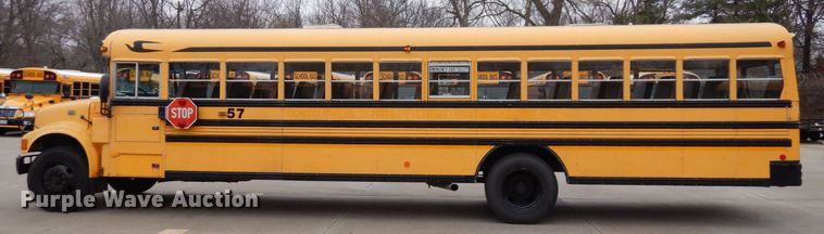 image for item DR8100 2003 Blue Bird  school bus