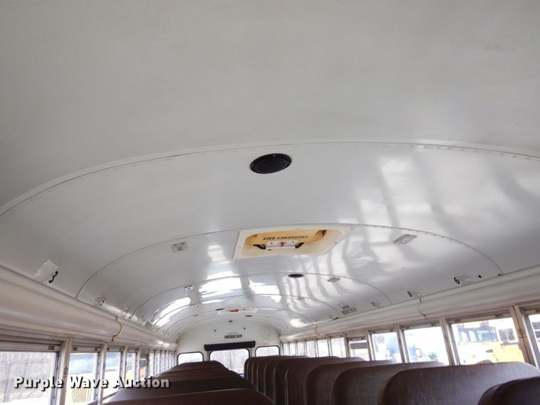 image for item DR8100 2003 Blue Bird  school bus