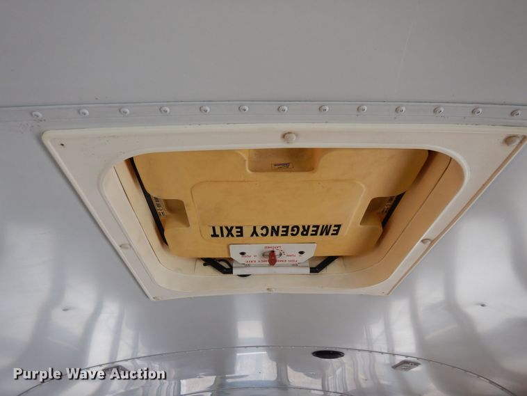 image for item DR8100 2003 Blue Bird  school bus