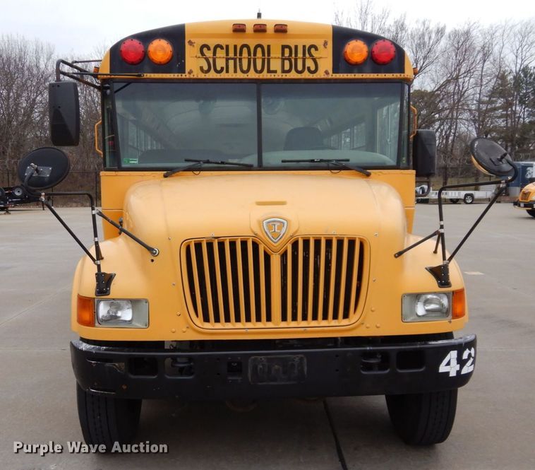 image for item DR8101 2004 IC Corporation IC3S530  school bus