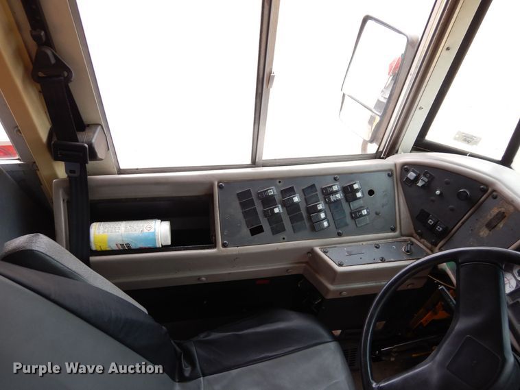 image for item DR8101 2004 IC Corporation IC3S530  school bus