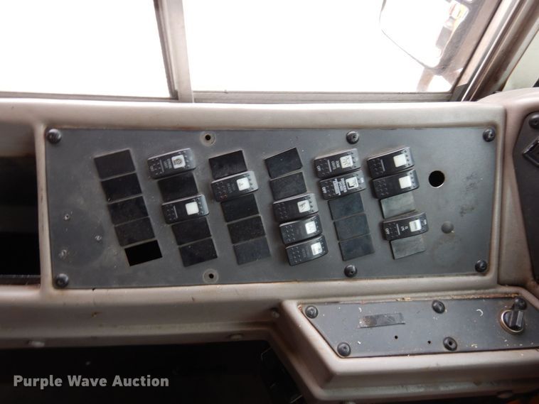 image for item DR8101 2004 IC Corporation IC3S530  school bus