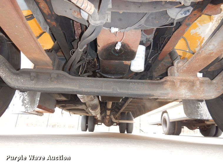 image for item DR8101 2004 IC Corporation IC3S530  school bus