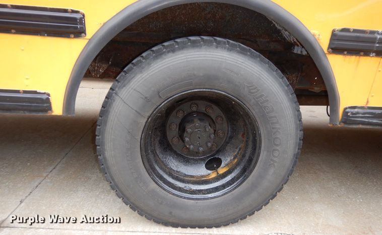 image for item DR8101 2004 IC Corporation IC3S530  school bus