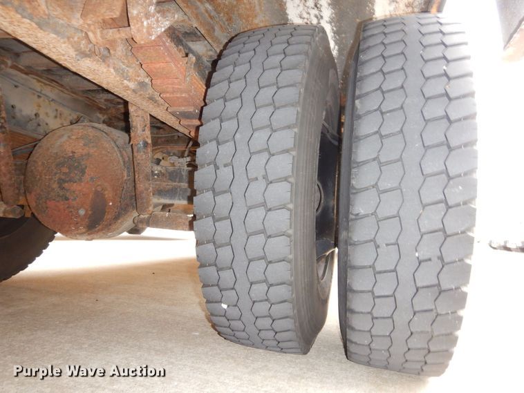 image for item DR8101 2004 IC Corporation IC3S530  school bus