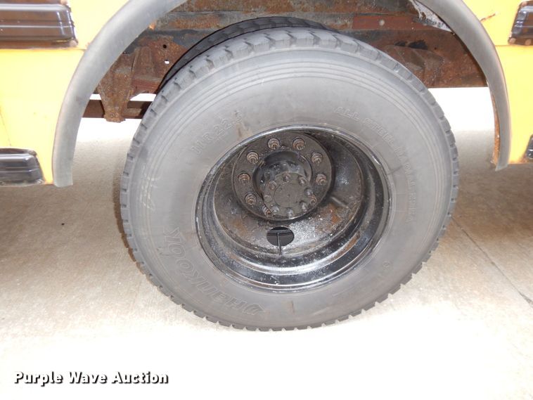 image for item DR8101 2004 IC Corporation IC3S530  school bus