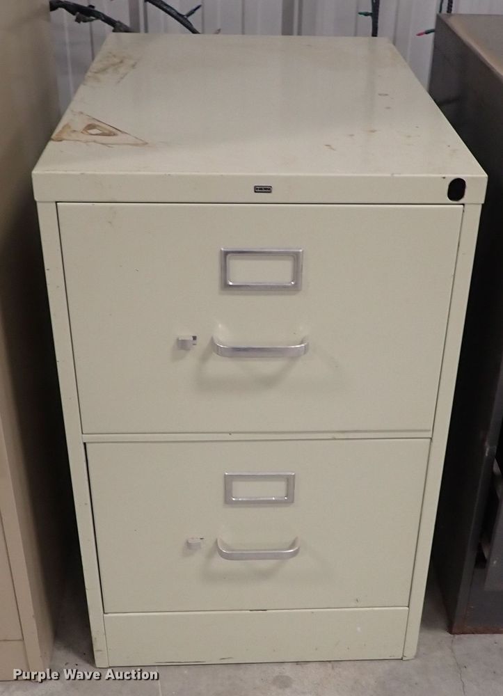 image for item GD9411 (8) filing cabinets