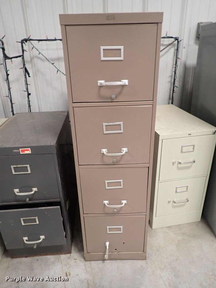 image for item GD9411 (8) filing cabinets