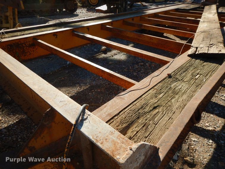 image for item HG9300 1987 Holden Industries  equipment trailer