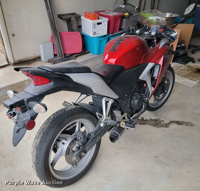 image for item HG9363 2012 Honda CBR250R  motorcycle