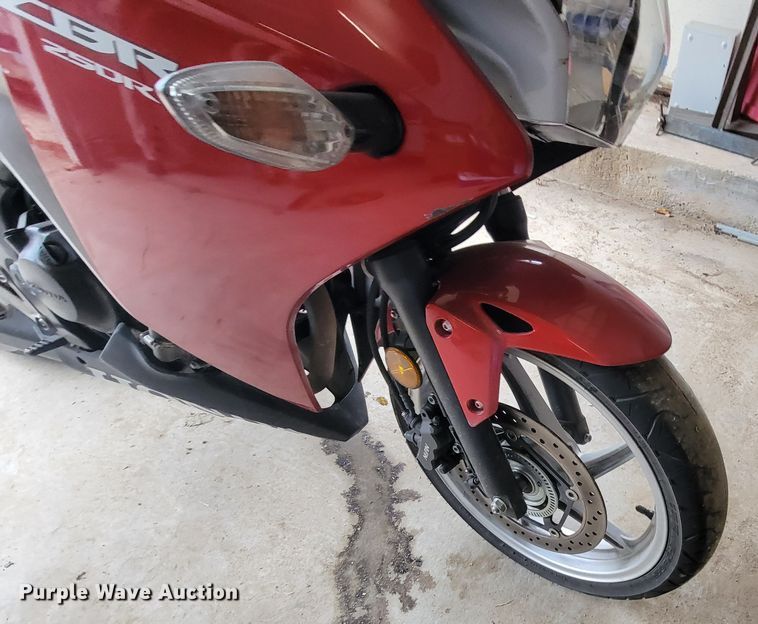 image for item HG9363 2012 Honda CBR250R  motorcycle