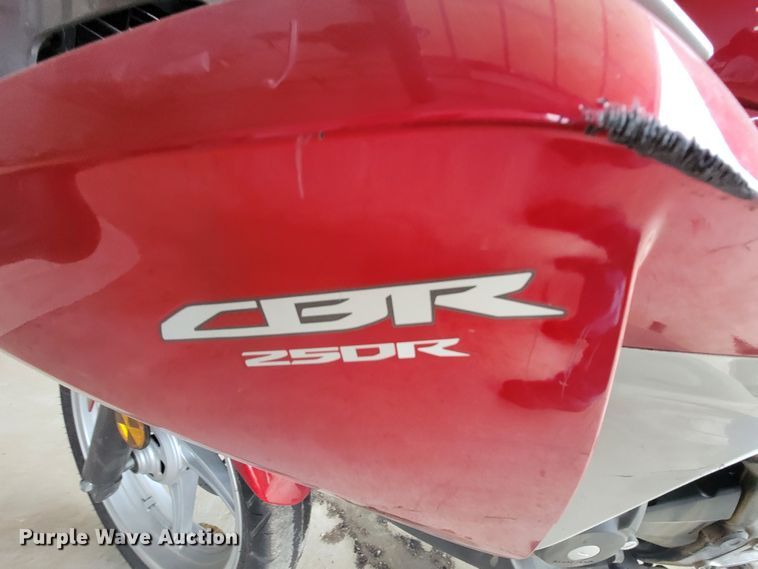 image for item HG9363 2012 Honda CBR250R  motorcycle