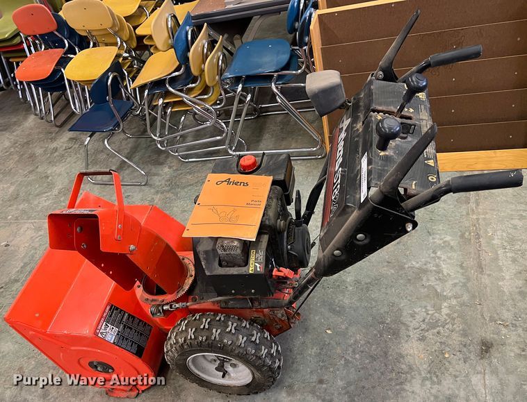 image for item ID9290 Ariens ST824  snow blower