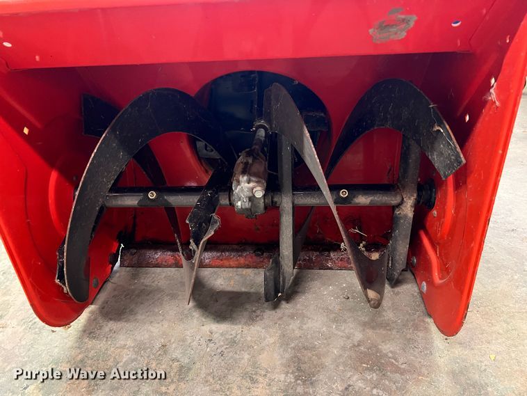 image for item ID9290 Ariens ST824  snow blower