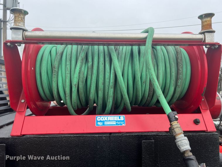 image for item ID9295 2003 Chevrolet Silverado 3500  Ext. Cab flatbed pickup truck