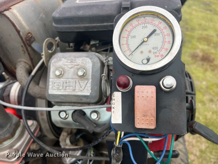 image for item ID9295 2003 Chevrolet Silverado 3500  Ext. Cab flatbed pickup truck