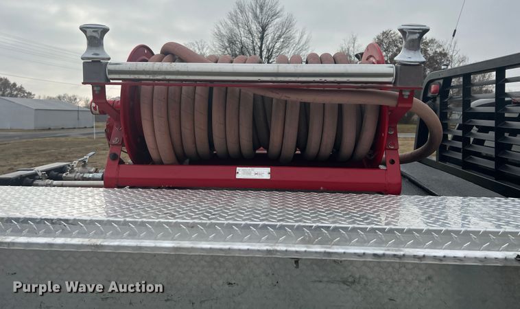 image for item ID9295 2003 Chevrolet Silverado 3500  Ext. Cab flatbed pickup truck