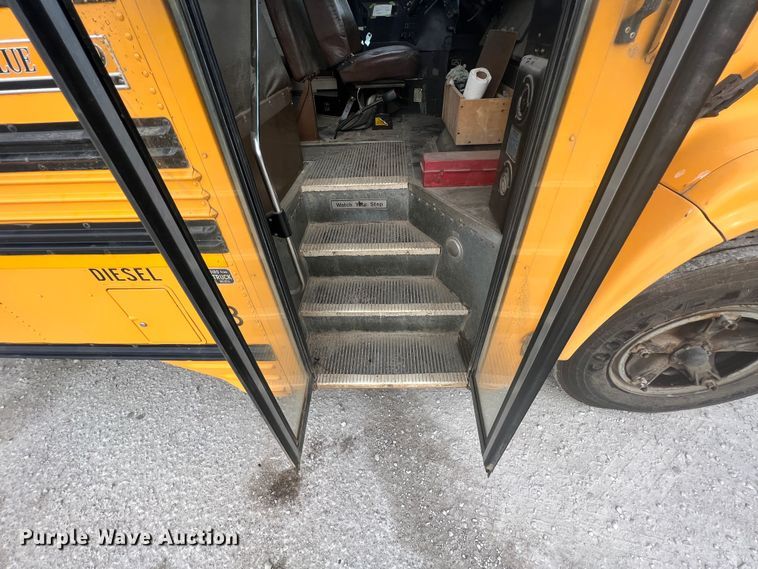 image for item ID9296 1998 Blue Bird B7  school bus