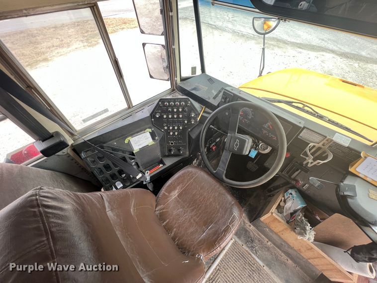 image for item ID9296 1998 Blue Bird B7  school bus