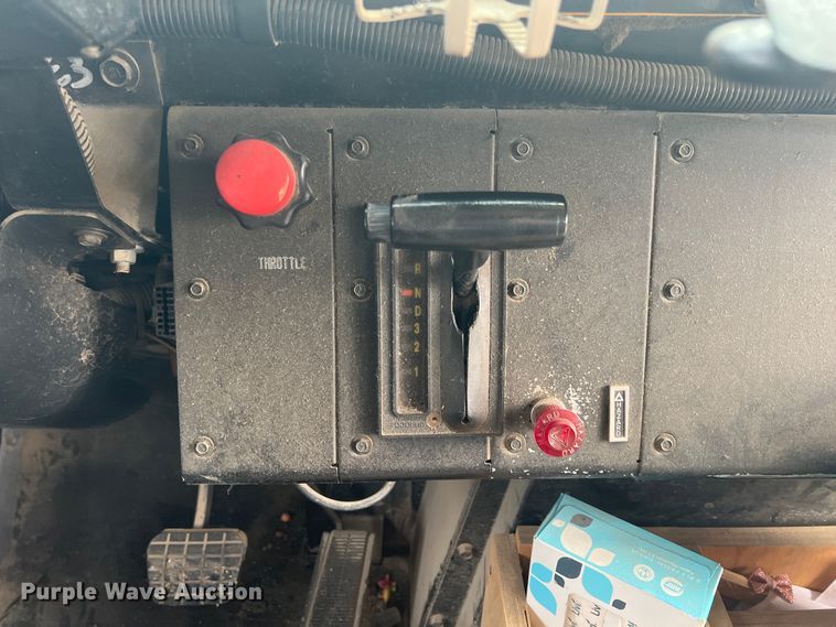 image for item ID9296 1998 Blue Bird B7  school bus