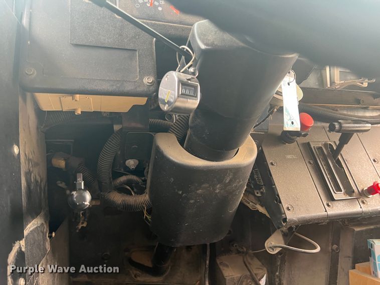 image for item ID9296 1998 Blue Bird B7  school bus