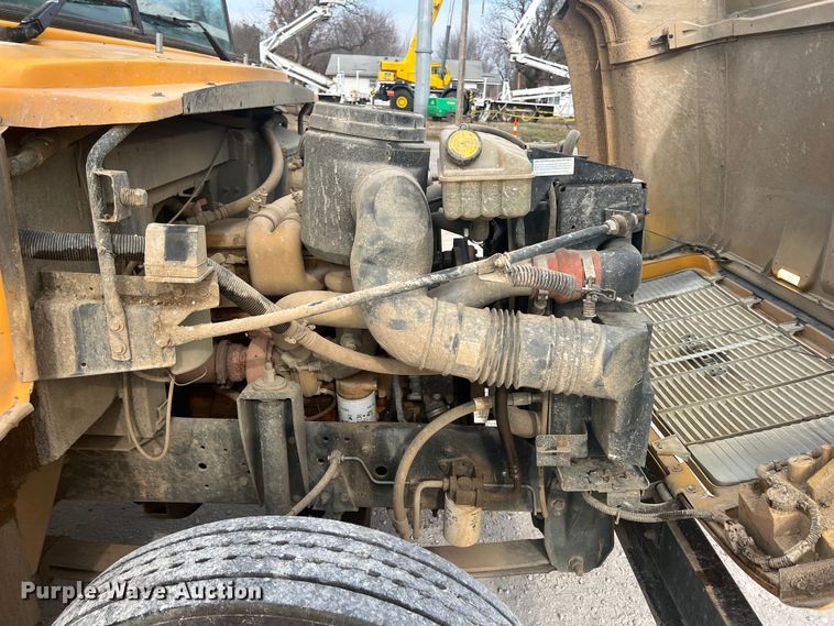 image for item ID9296 1998 Blue Bird B7  school bus