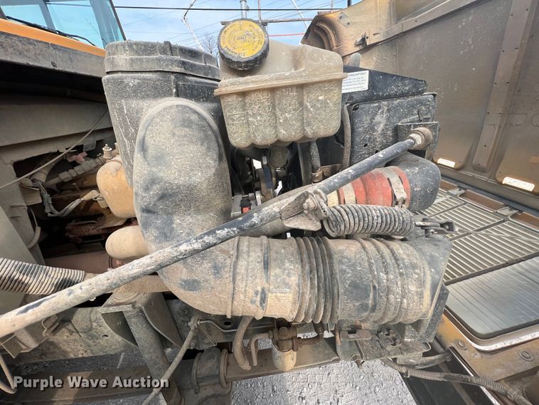 image for item ID9296 1998 Blue Bird B7  school bus