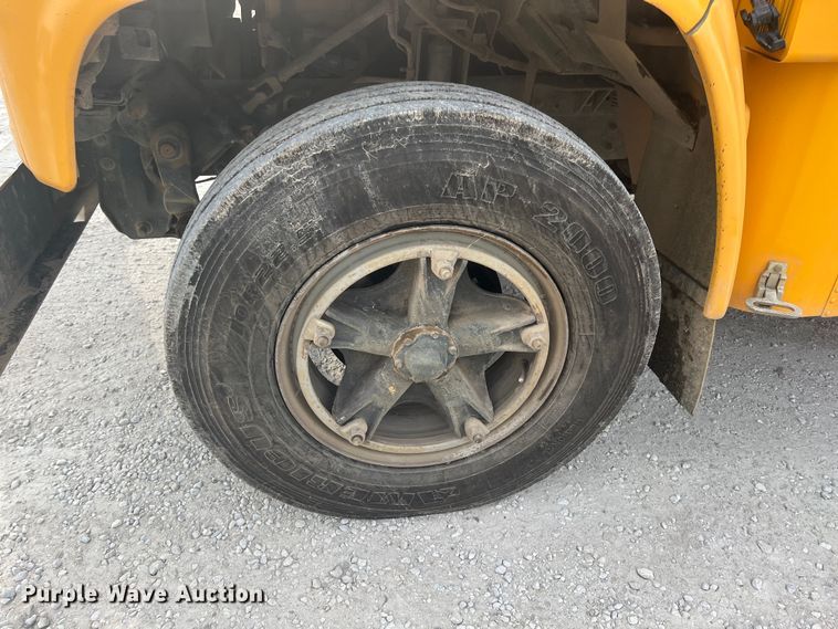 image for item ID9296 1998 Blue Bird B7  school bus