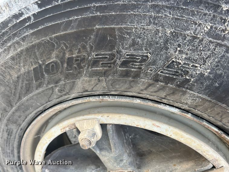 image for item ID9296 1998 Blue Bird B7  school bus