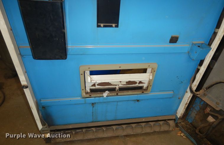 image for item IE9979 Vendorlator 01C1931BE  vending machine