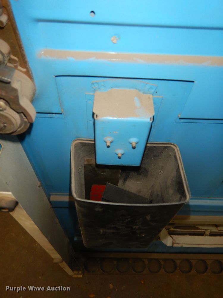 image for item IE9979 Vendorlator 01C1931BE  vending machine