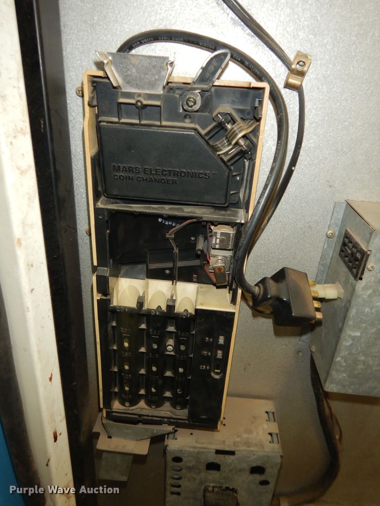 image for item IE9979 Vendorlator 01C1931BE  vending machine