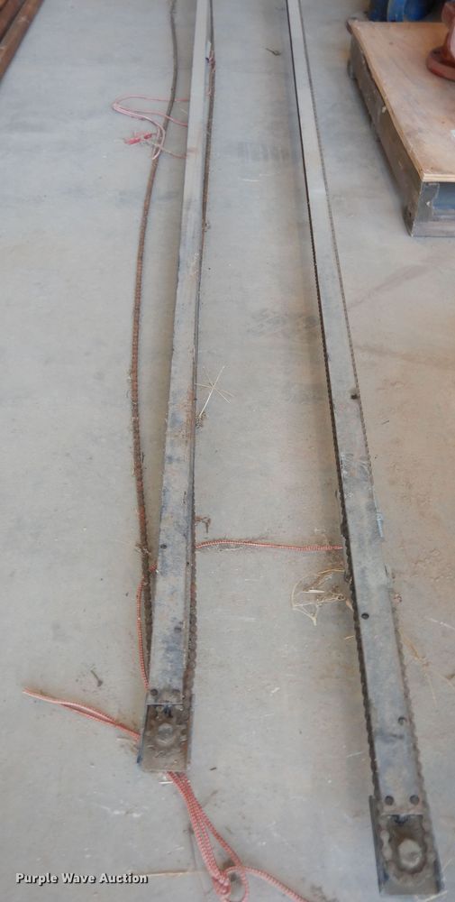 image for item IE9987 (2) Liftmaster ATS2113X garage door openers