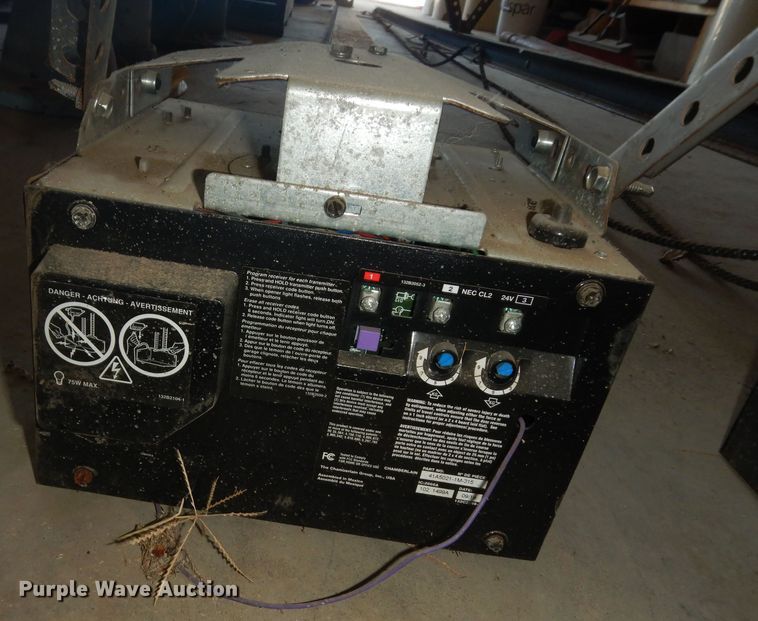 image for item IE9987 (2) Liftmaster ATS2113X garage door openers