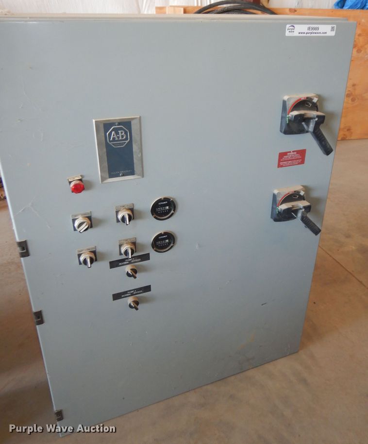 image for item IE9989 (3) electrical boxes