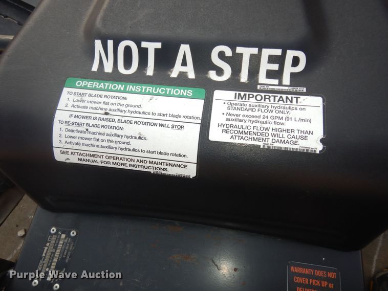 image for item IE9992 2014 Bobcat  90"W skid steer finish mower