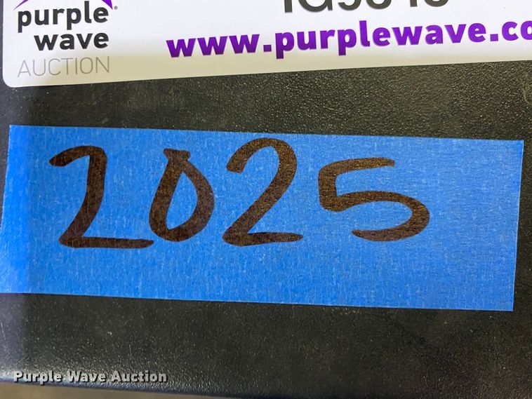 image for item IG9848 Approximately 15 APC units