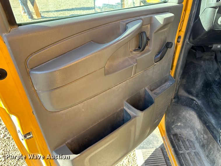 image for item JD9623 2015 Thomas Built 051MS  school bus