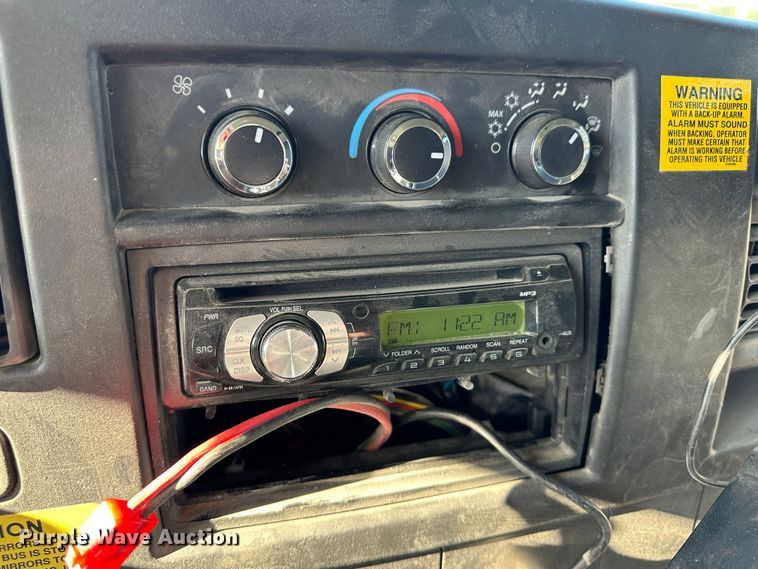 image for item JD9623 2015 Thomas Built 051MS  school bus